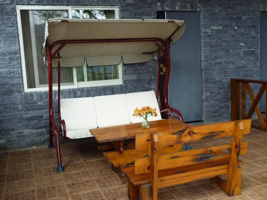 Spring Garden B&B Renai Bagian luar foto
